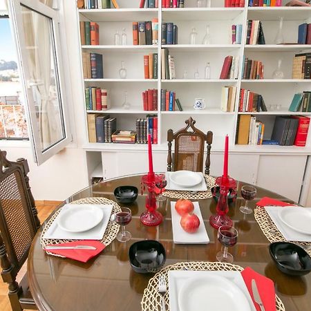 Magnificent Luxury Retrostyle Flat Acropolis View Apartment เอเธนส์ ภายนอก รูปภาพ