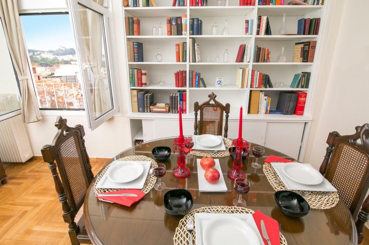 Magnificent Luxury Retrostyle Flat Acropolis View Apartment เอเธนส์ ภายนอก รูปภาพ