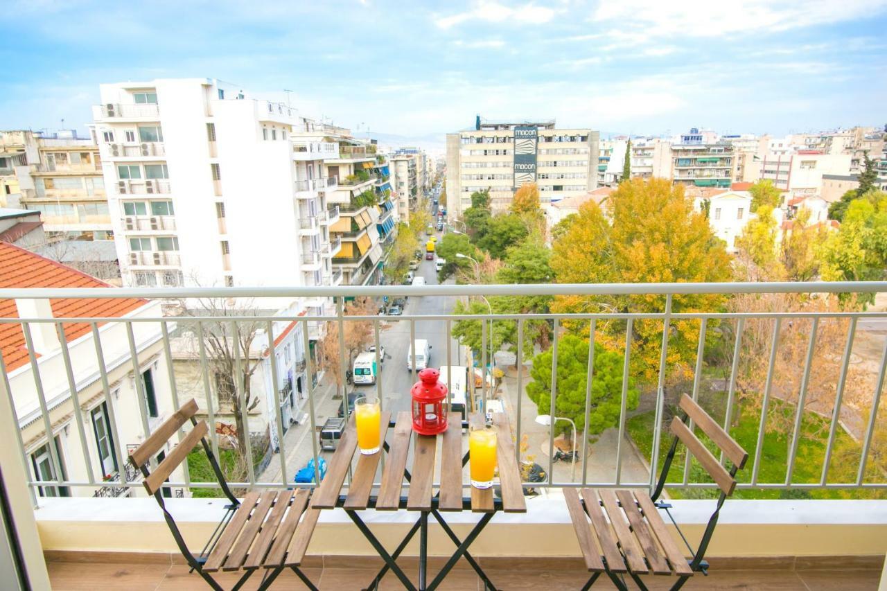 Magnificent Luxury Retrostyle Flat Acropolis View Apartment เอเธนส์ ภายนอก รูปภาพ