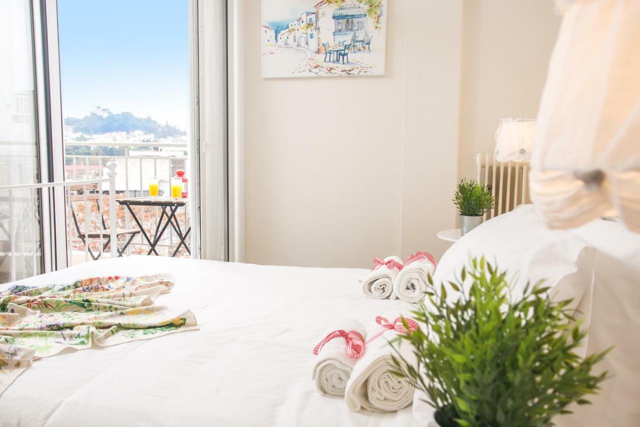 Magnificent Luxury Retrostyle Flat Acropolis View Apartment เอเธนส์ ภายนอก รูปภาพ